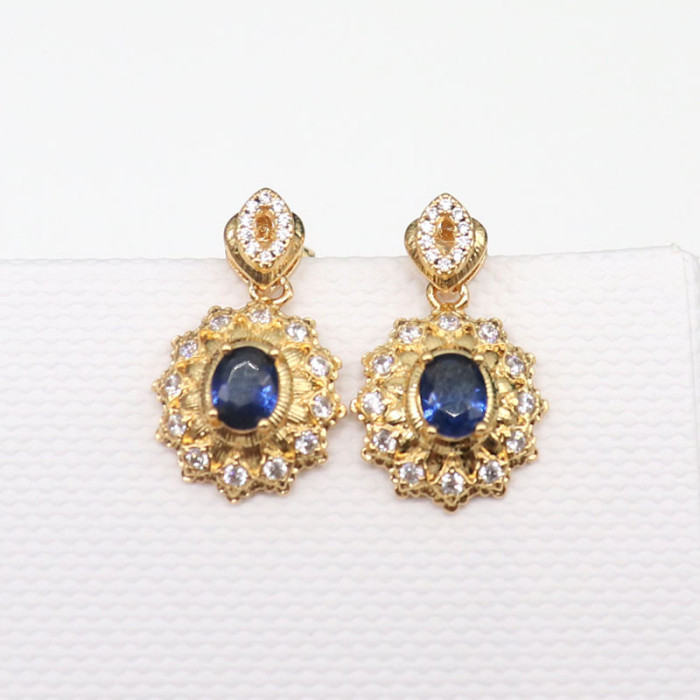 Hepburn Court Ornaments Lace Oval Earrings Earrings Women's Simple Micro Inlaid Geometric Earrings