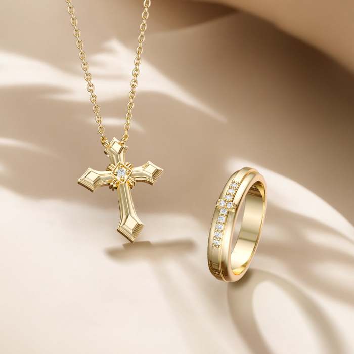Cross Pray Bands Ring - Gold Vermeil