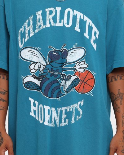 Charlotte Hornets Unisex Oversized Logo Vintage T-Shirt (#U68)