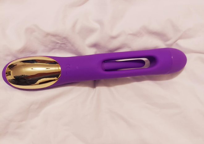 Clit Sucking Finger Tapping G-Spot Vibrator with 7 Vibrating, 7 Tapping & Flapping Patterns photo review