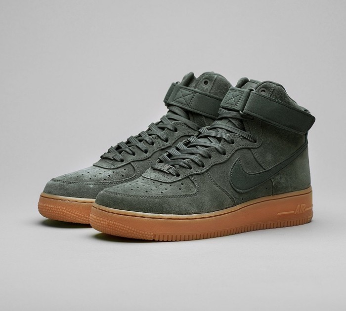 Women Nike Air Force 1 High '07 LV8 Suede Trainer | Vintage Green / Vi
