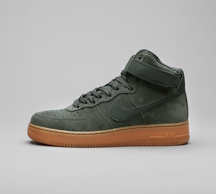 Women Nike Air Force 1 High '07 LV8 Suede Trainer | Vintage Green / Vi