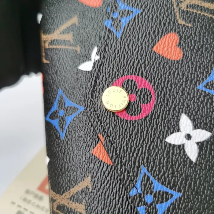 Louis Vuitton Wallet 19*10*2 cm