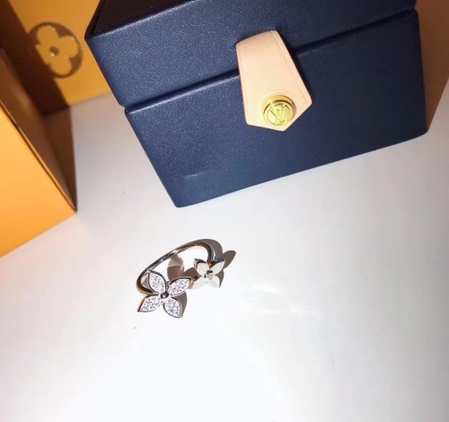 Louis Vuitton Ring
