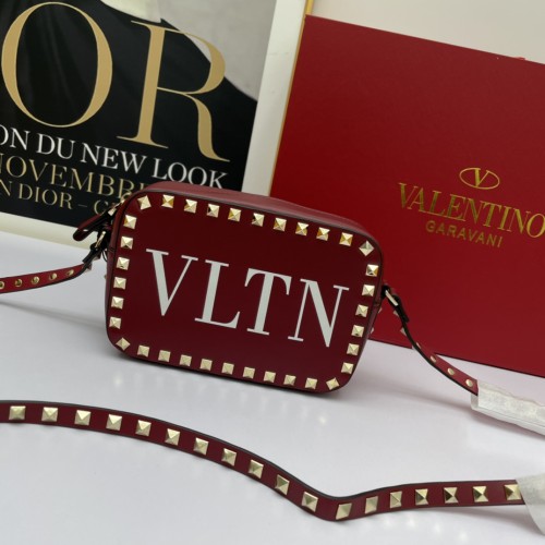 Valentino Women Shoulder Bags 18*12*6cm