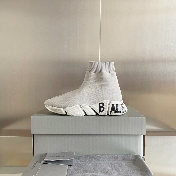 Balenciaga Speed 2.0 Graffiti Sneaker Size 35-45  5-Color