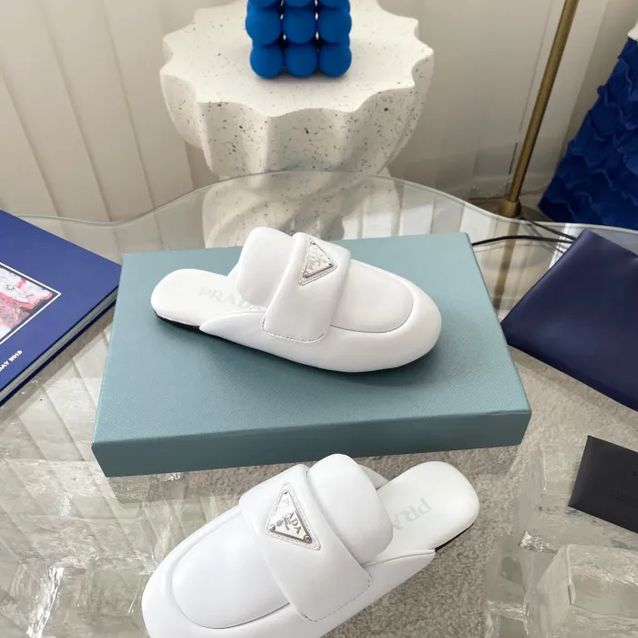 Prada Soft Padded Leather Slippers Size 35-41  4-Color