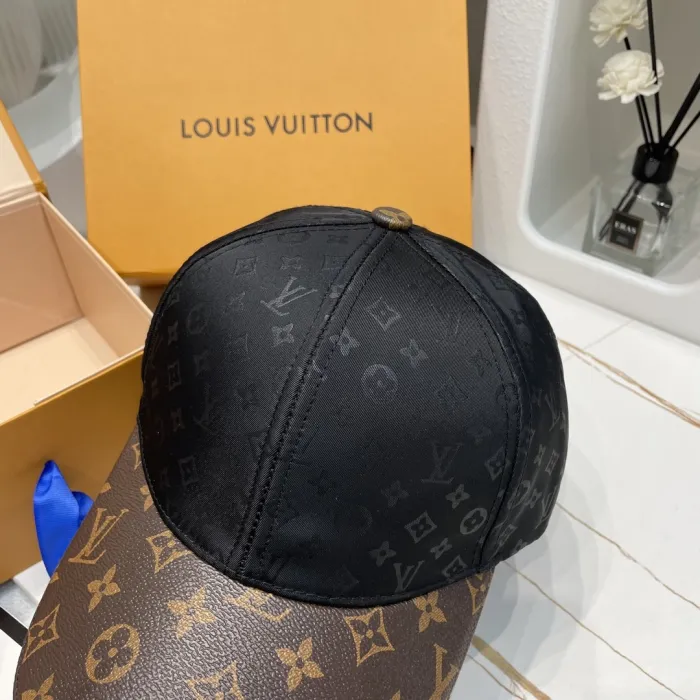Louis Vuitton Baseball Cap 2-Color