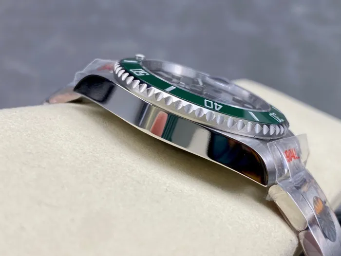 Rolex Submariner Date