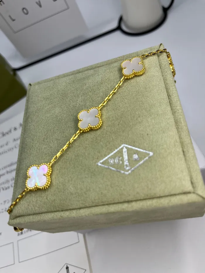 Van Cleef & Arpels Bracelet