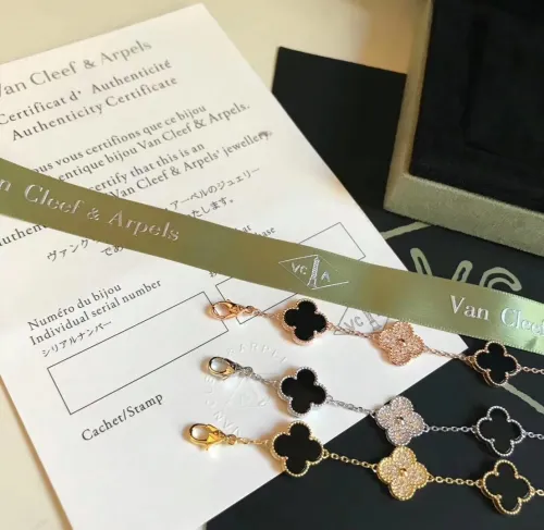 Van Cleef & Arpels Bracelet 3-Color