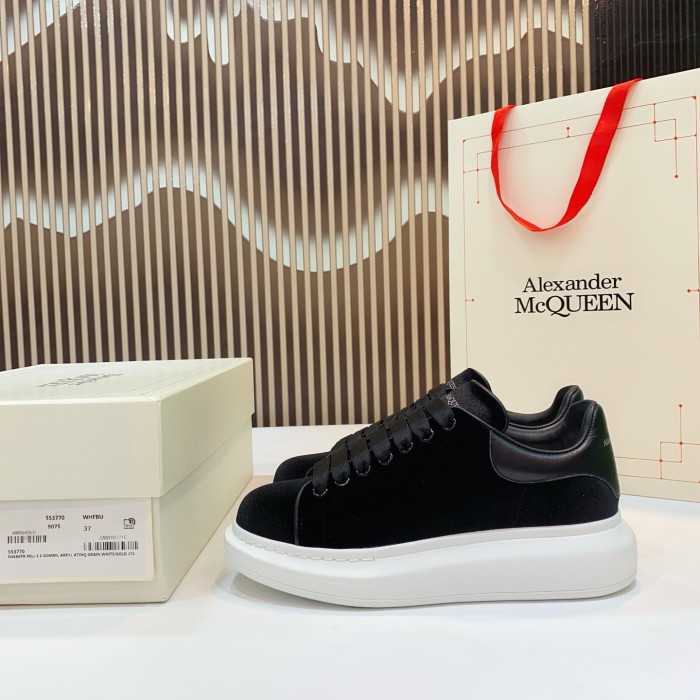 Alexander mcqueen sneakers 46 hotsell