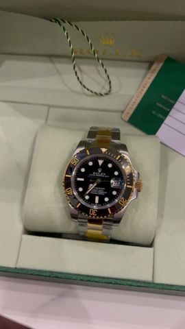 Rolex Submariner Date