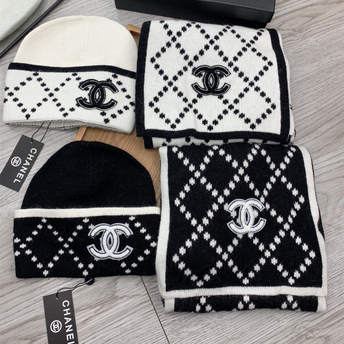 Chanel Knitted Hat+Scarf
