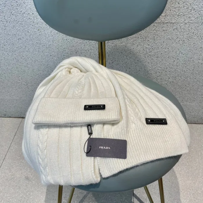 Prada Knitted Hat+Scarf