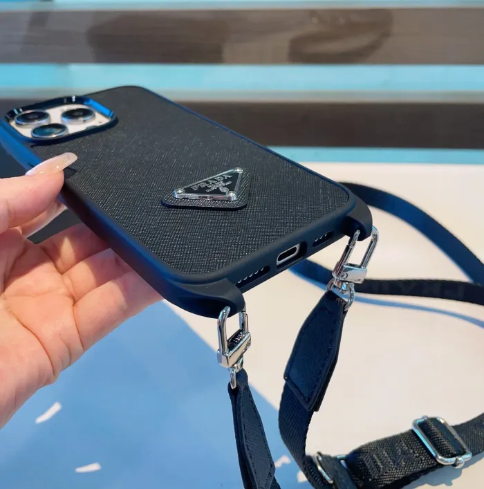 Prada Phone Case model ：12 - 16 Pro Max