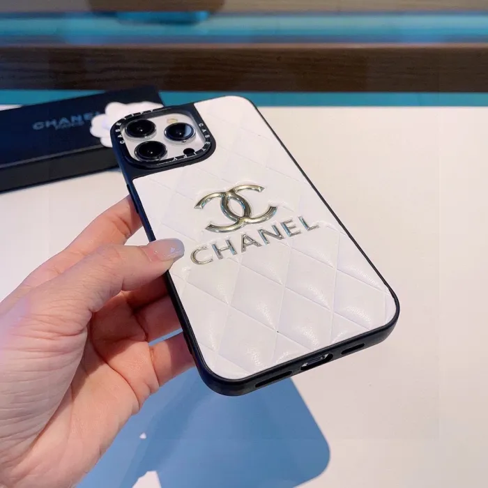Chanel Phone Case model ：11 - 16 Pro Max