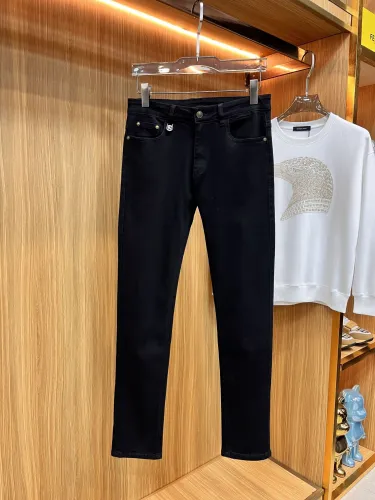 Burberry Jeans Men Size 28-38