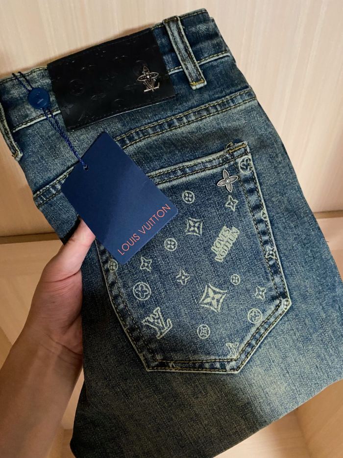 Louis Vuitton Jeans Men Size 28-38