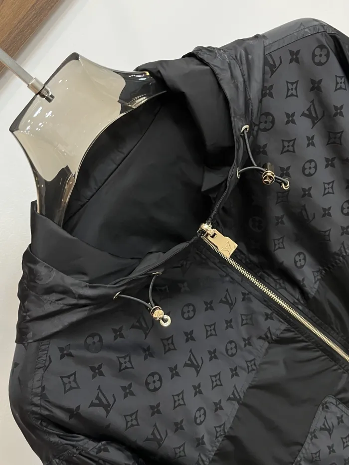 Louis Vuitton Unisex Jacket Size M-XXXL 3-Color