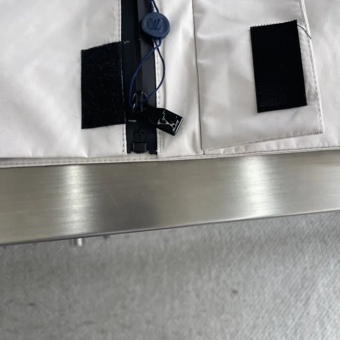 Louis Vuitton Unisex Jacket Size M-XXXL