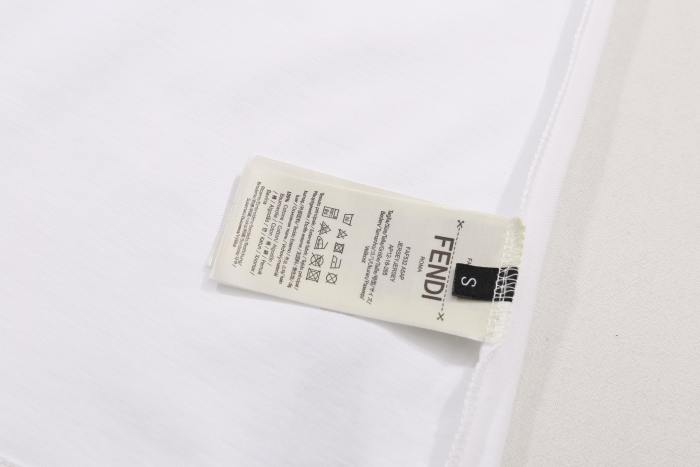 Fendi Unisex T Shirt XS-L