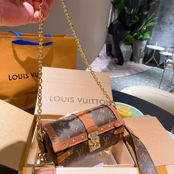 lv papillon 2021