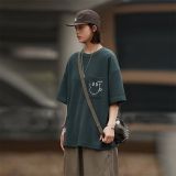 小鬆餅格紋短T 口袋刺繡圖案