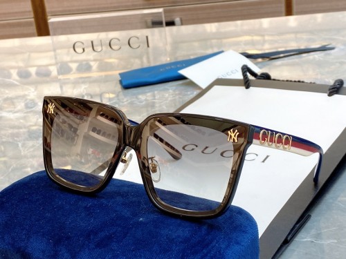 Copy GUCCI Sunglasses GG0611SK Online SG639