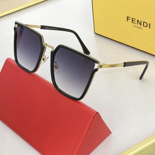 Top Sunglasses Brands for women FENDI FD82222 replica SF139