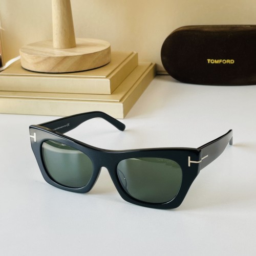 TOM FORD Sunglasses TF032