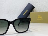 Black Sunglasses BURBERRY B4421 FBE132