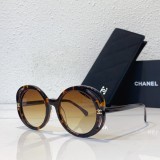 Sunglasses for women's face shape CH9136 SCHA211