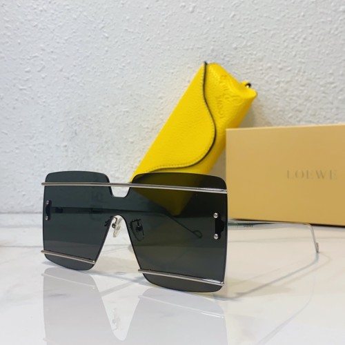 Women Square Sunglasses LOEWE LW5012S SLW013