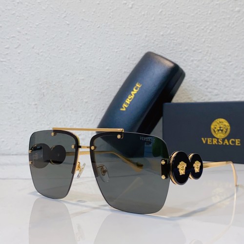 VERSACE Sunglasses For Men VE8250 SV263
