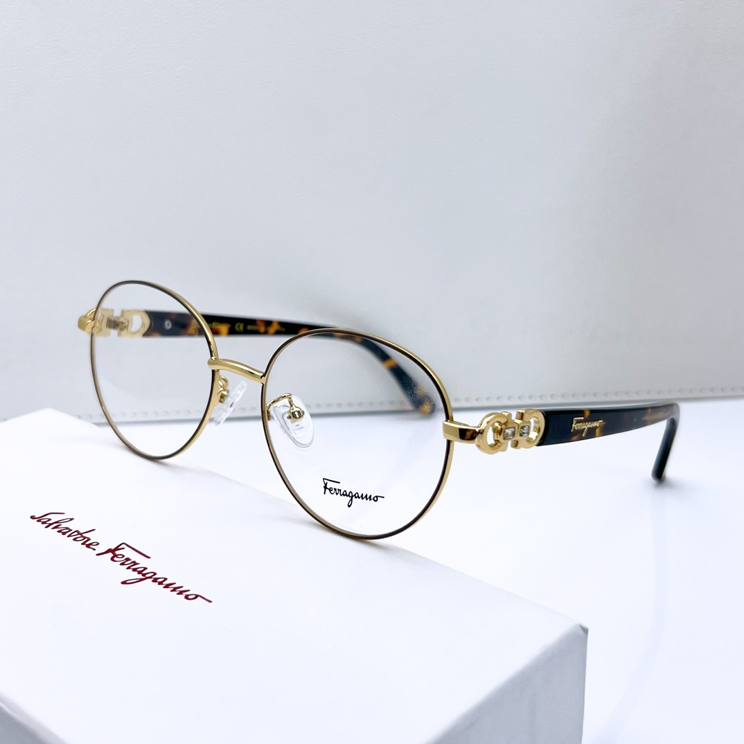 amber color of Wholesale Fake Ferragamo Eyeglasses 2903 fer035