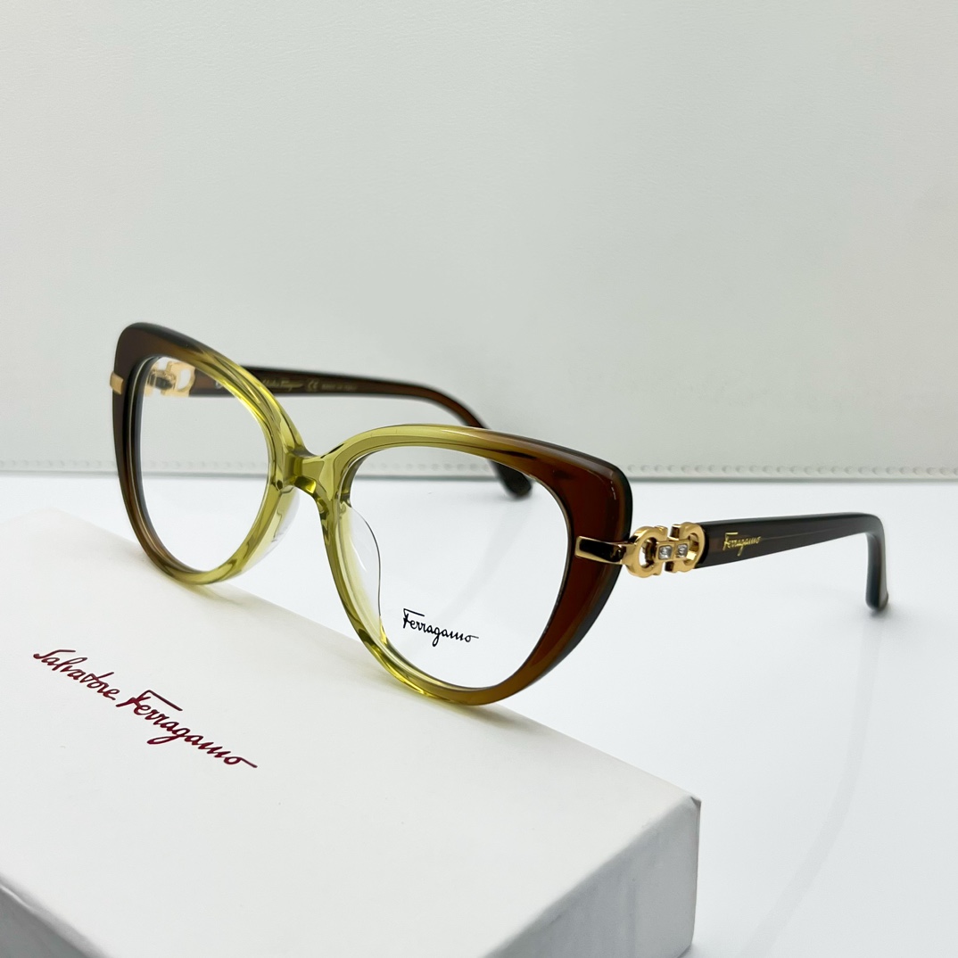 c4 color of Wholesale fake Ferragamo Eyeglasses for women 2904 Online fer035