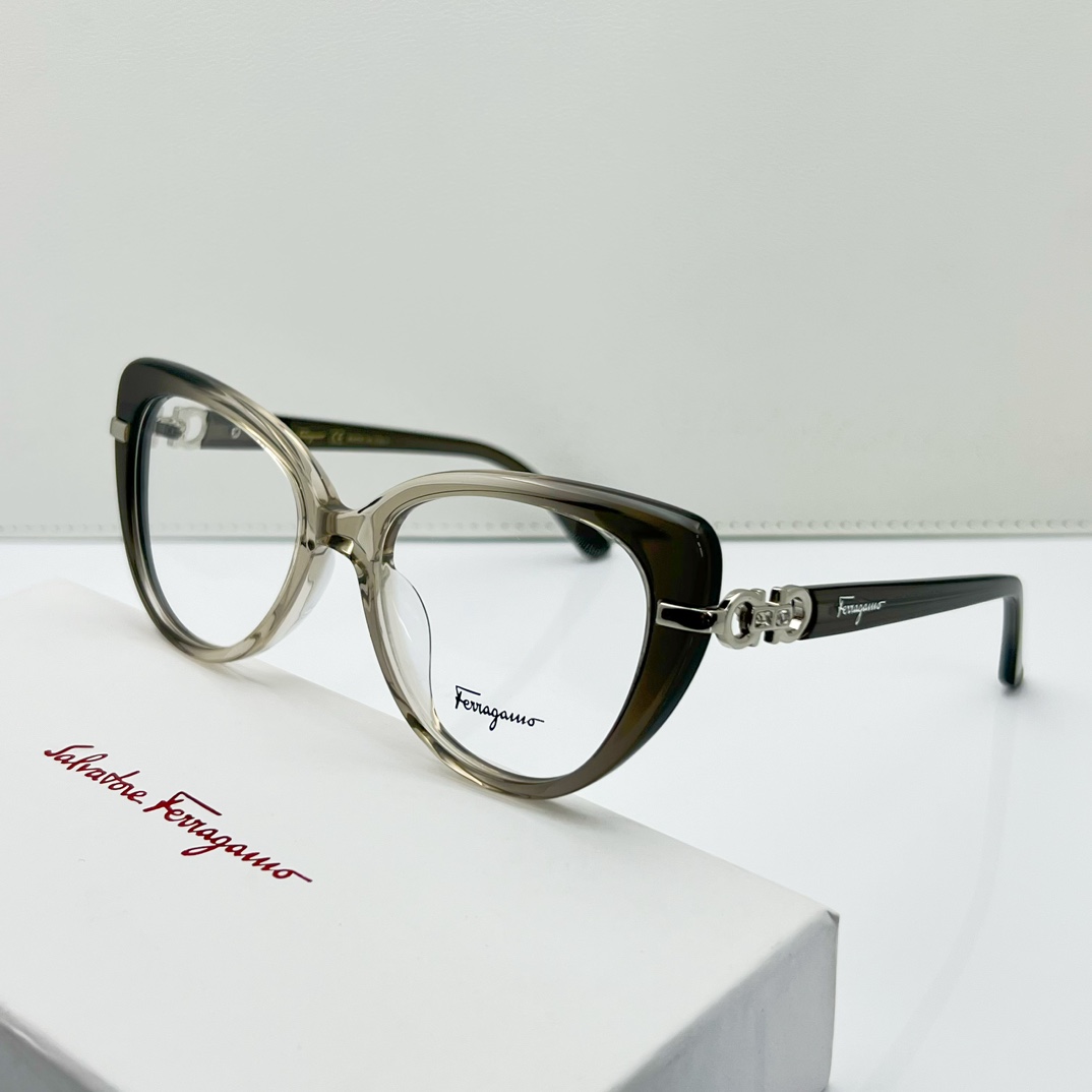 c3 color of Wholesale fake Ferragamo Eyeglasses for women 2904 Online fer035