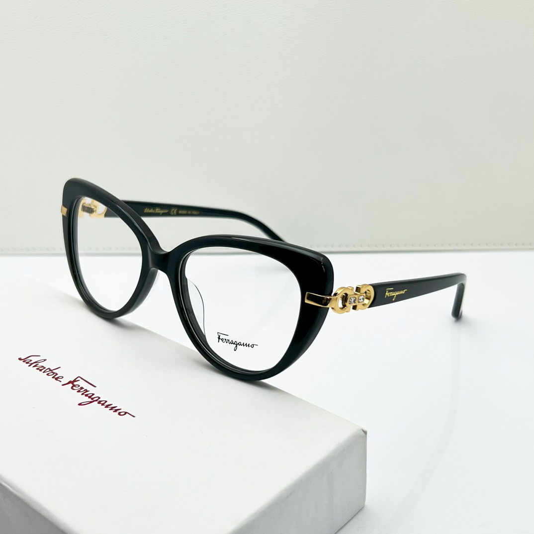 black gold color of Wholesale fake Ferragamo Eyeglasses for women 2904 Online fer035