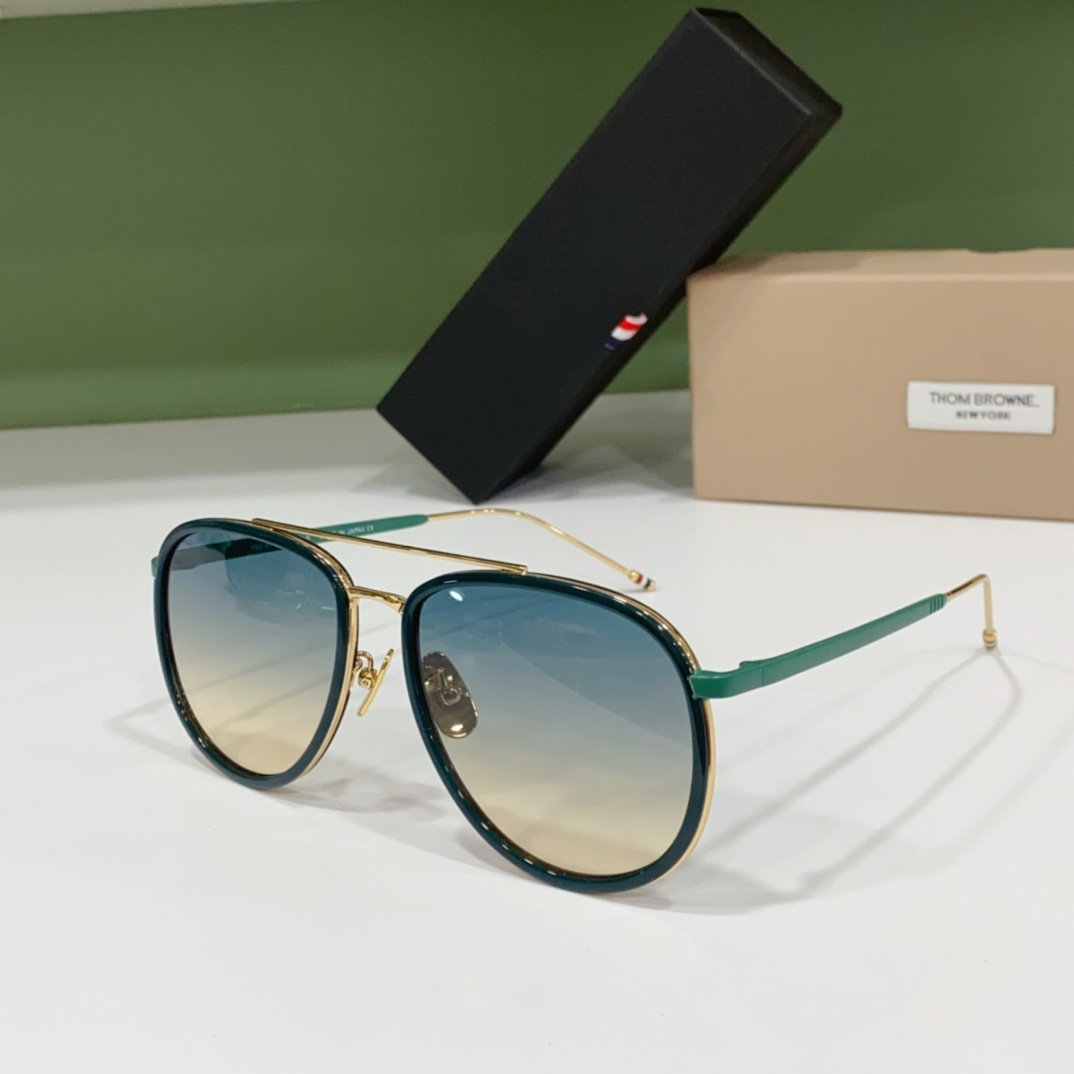 sky blue color of thom browne sunglasses dupe tbs187