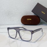Faux designer sunglasses TOM FORD FT0628