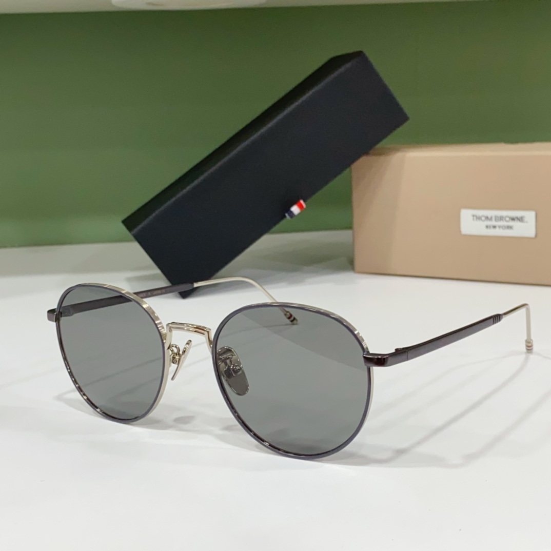 black color of Rep Sunglass Thom Browne tbs119 Online Store
