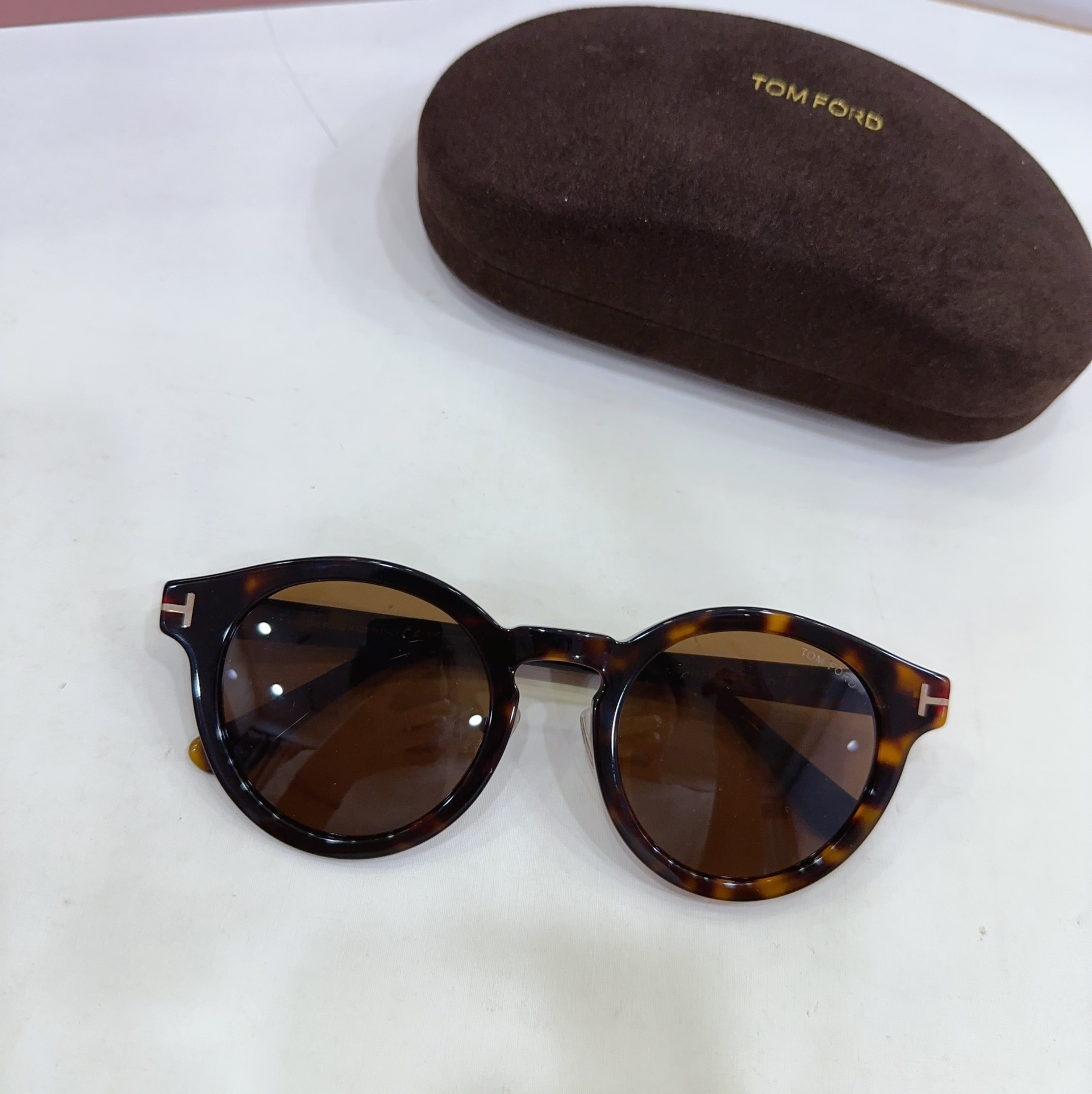 front version of tom ford womens sunglasses knockoff tf1053