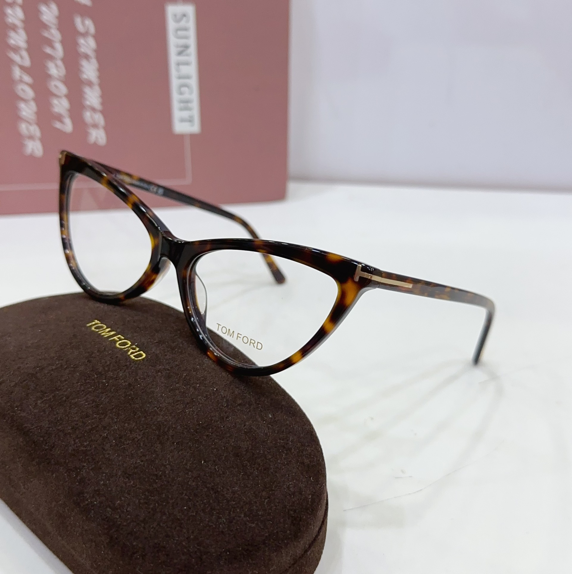 amber color of tomford glasses faux tf5896