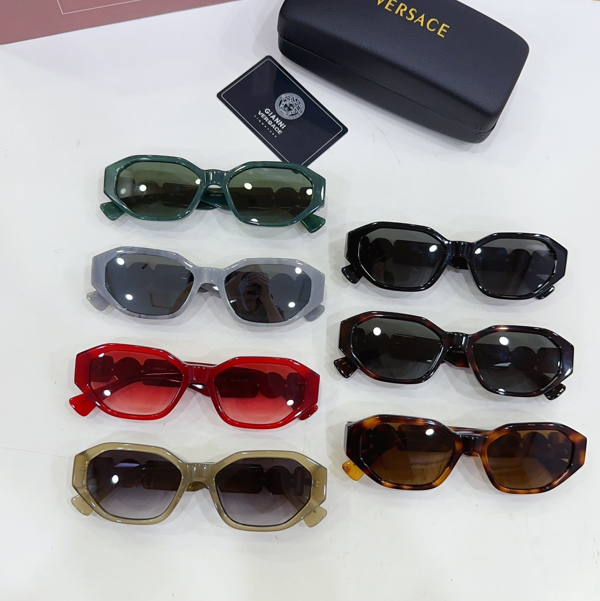 collection of versace shades women replica sv227