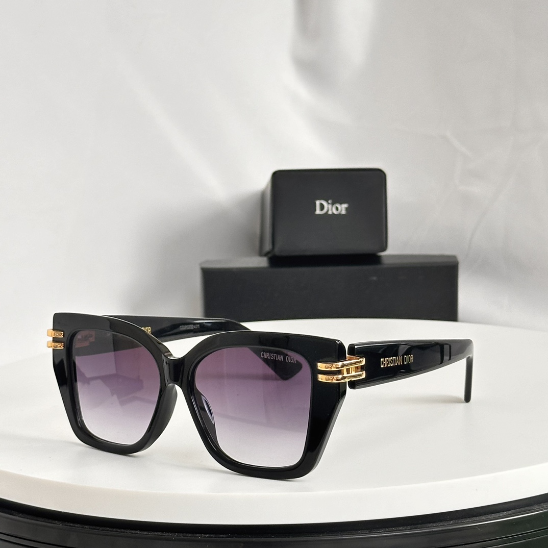 blue color of dior Sunglasses S1F