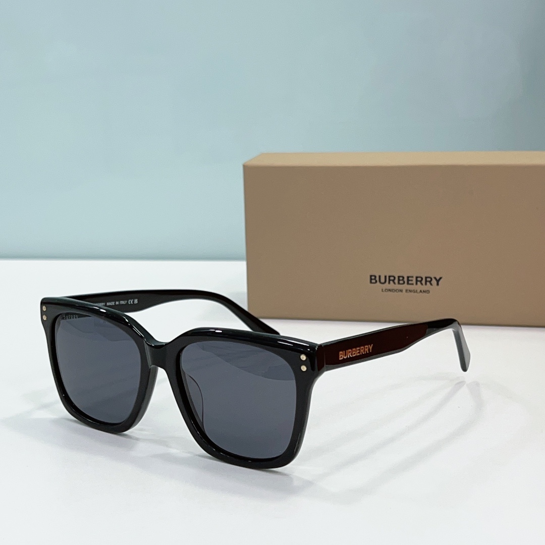 black color of replica sunglasses burberry be4421u