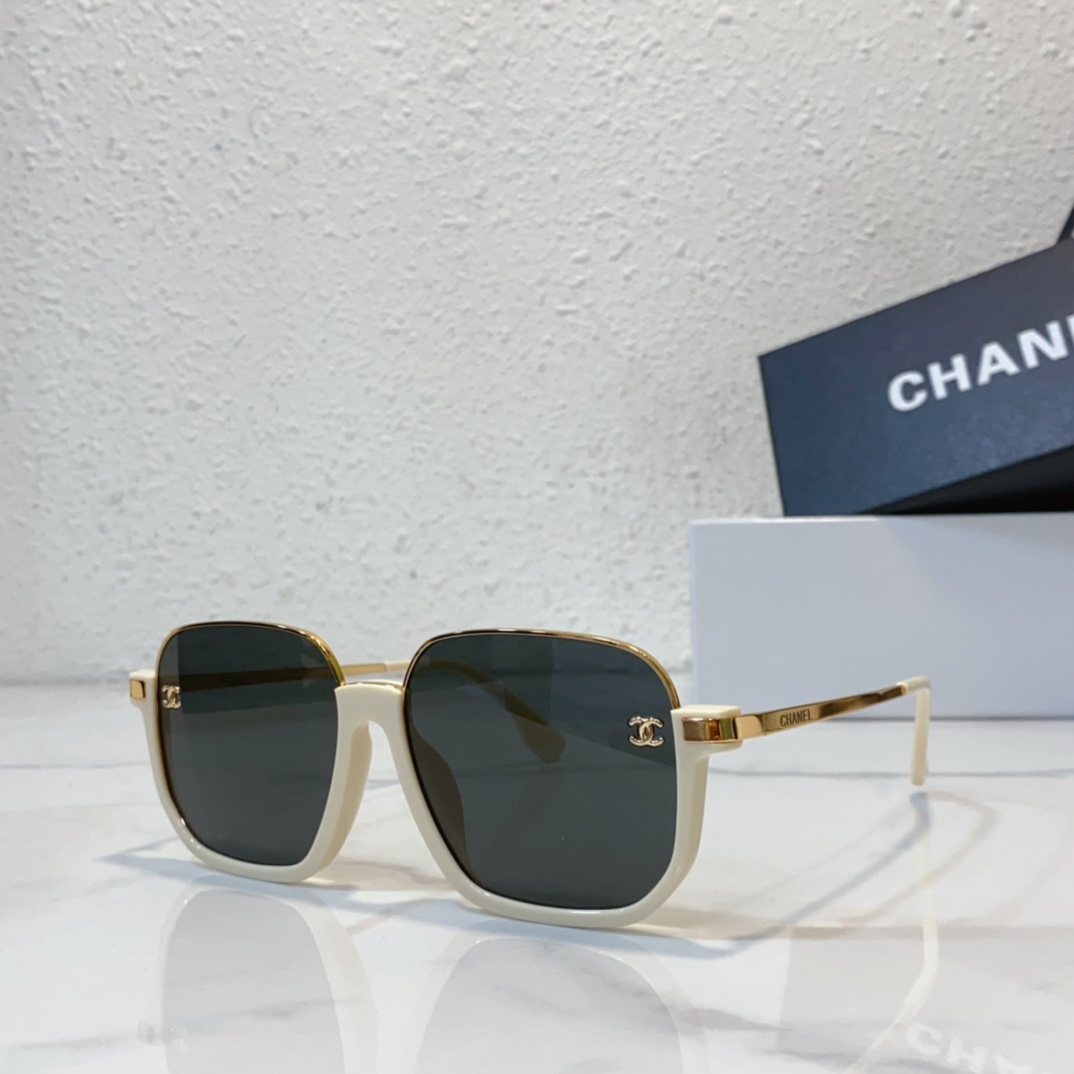 white color of sunglasses replica chanel ch2301