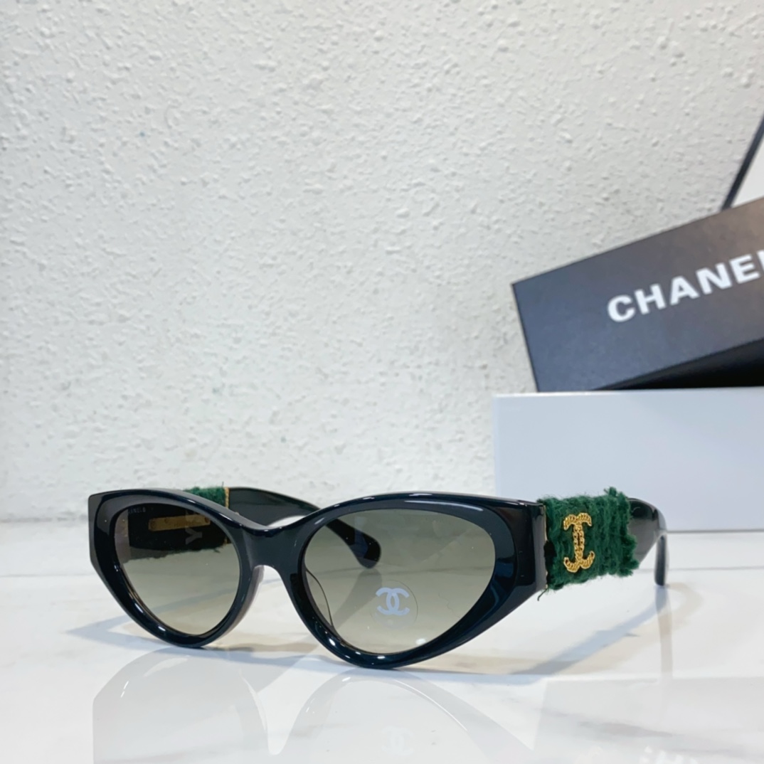 black green Chanel sunglasses replica 5513