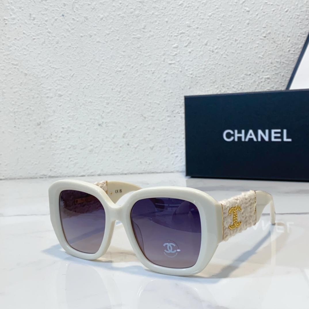 white color of Chanel sunglasses replica 5512 A